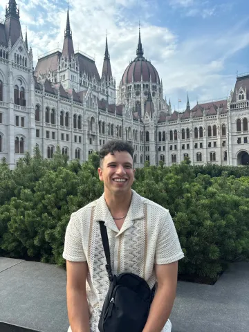 Marcos Oseguera Headshot